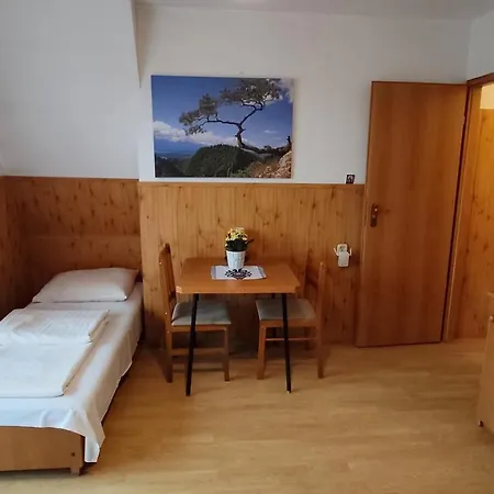 Goscinne Barka - 300m Do Restauracji - 900m Do Jeziora I Velo Czorsztyn Privatunterkunft *